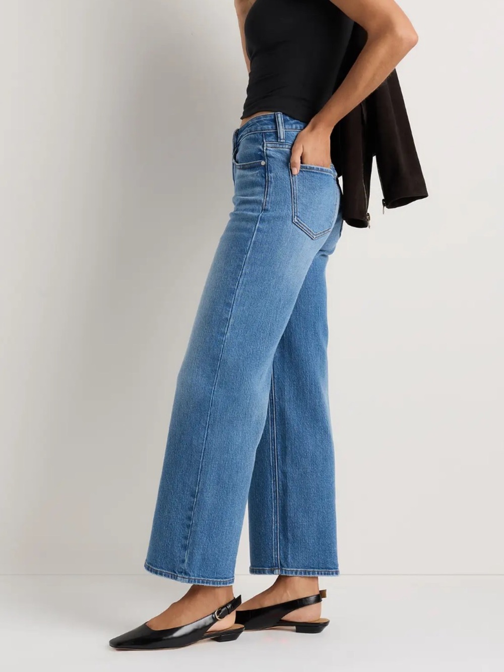 Quince Luna Stretch Relaxed Straight Jeans | Size 30 - Picture 2 of 11